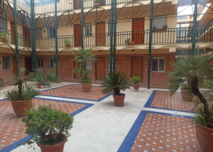 En Patio Sevillano Alameda-Isla Magica